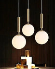 LAMPA WISZĄCA SZKLANA KULA G108-1W ZŁOTA E27 10