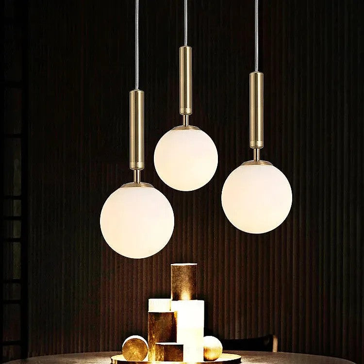 LAMPA WISZĄCA SZKLANA KULA G108-1W ZŁOTA E27 2