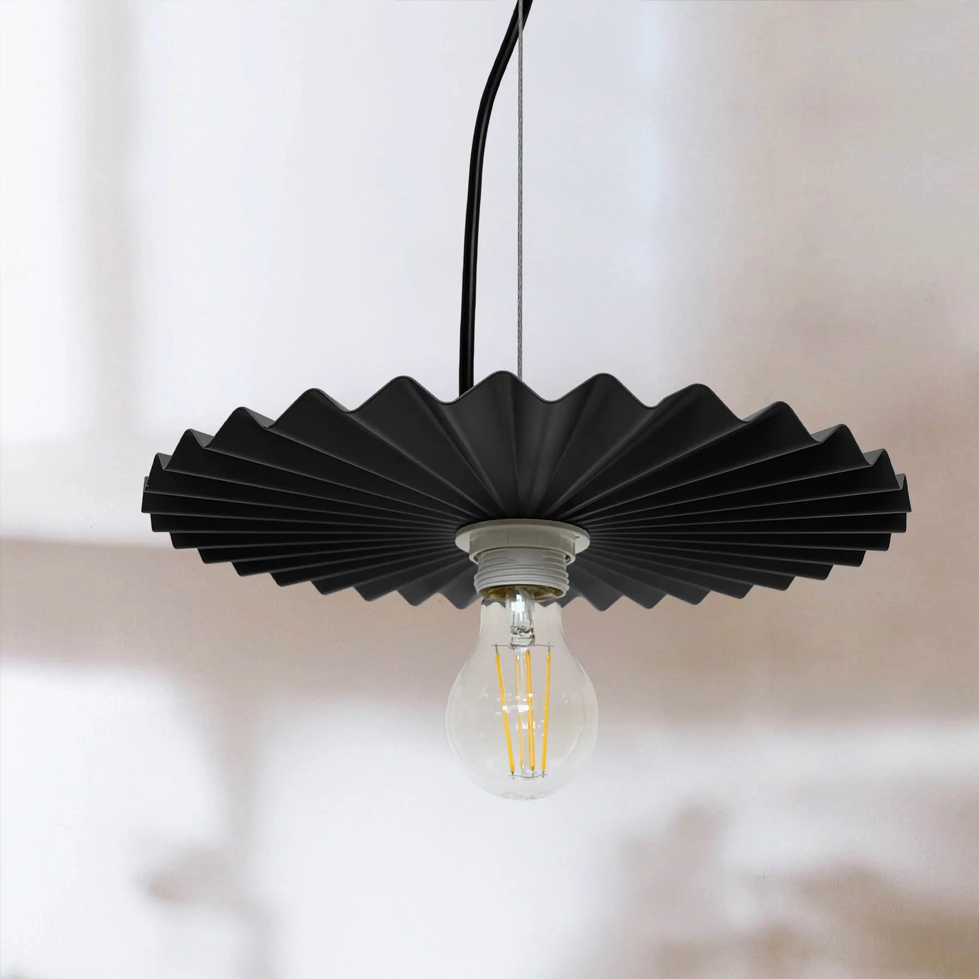 LAMPA SUFITOWA WISZĄCA APP1452-1CP Czarny 2