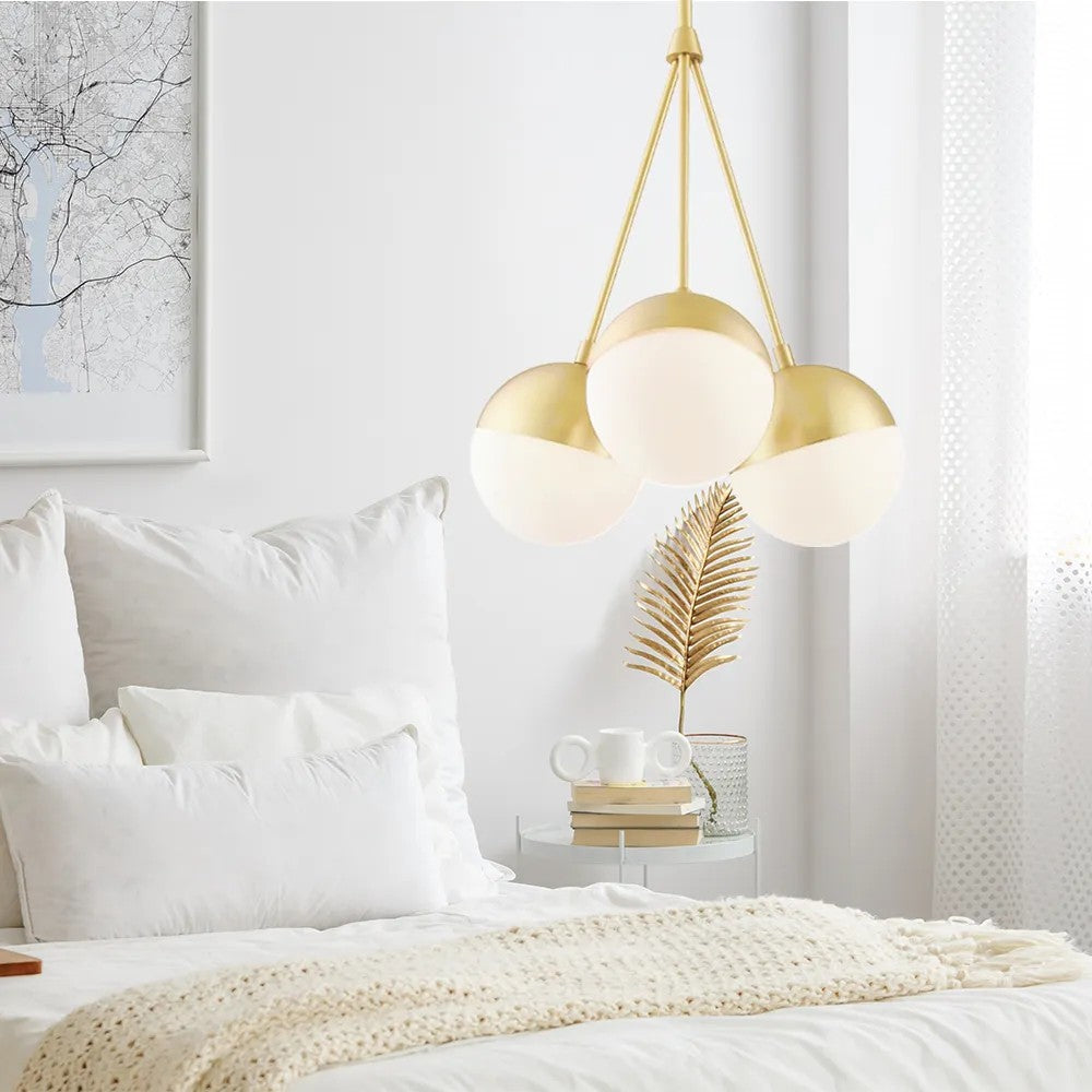 Lampa Wisząca Szklana Kula Mleczna APP688-3CP Złota 4