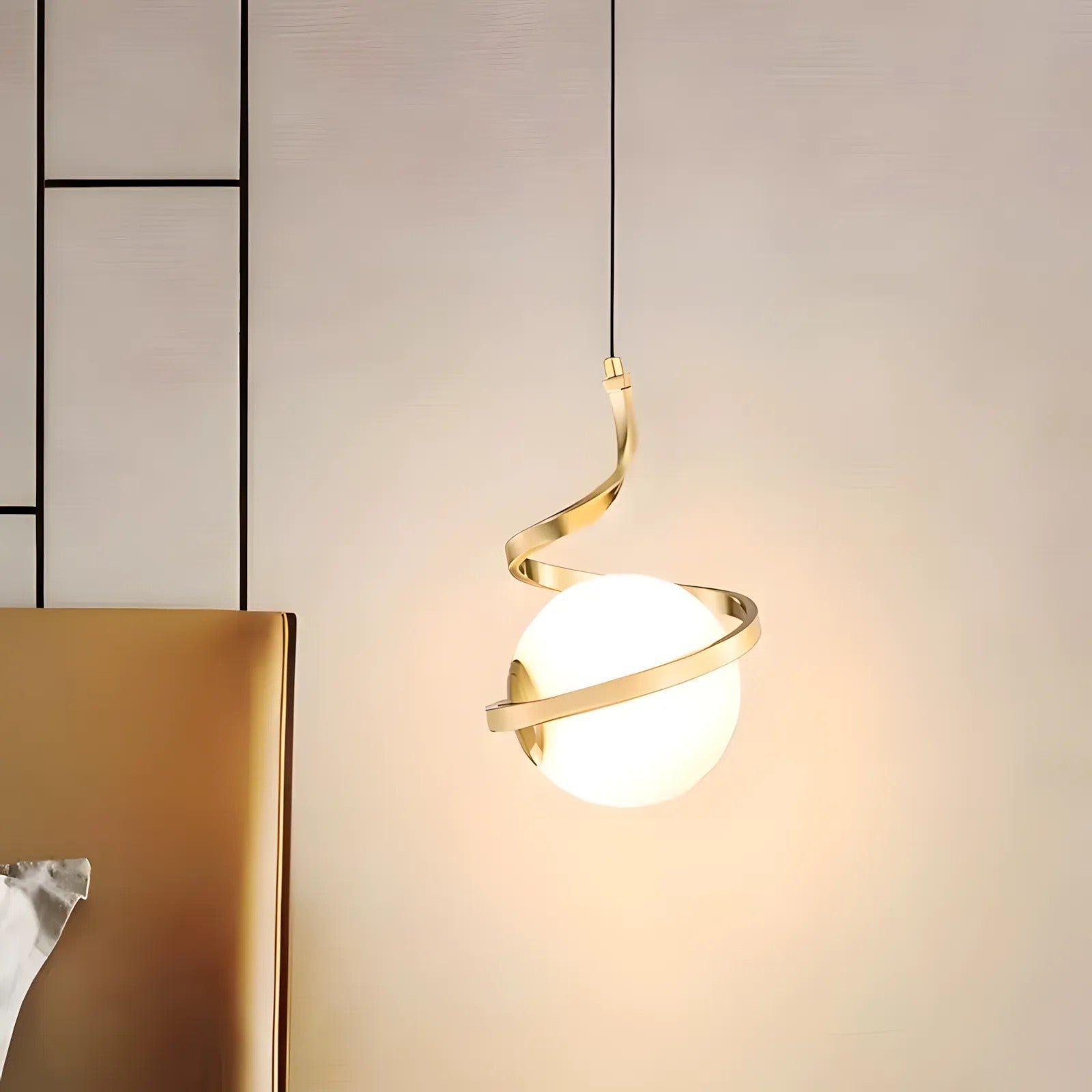 LAMPA WISZĄCA SZKLANA KULA SPIRALA APP1733-1CP ZŁOTA 4
