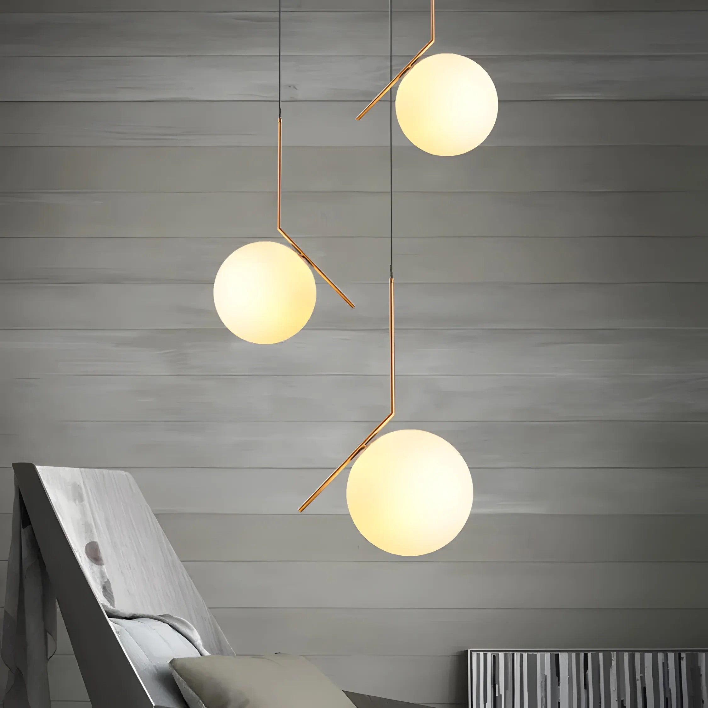 Lampa Sufitowa Wisząca Szklana Kula G106-1W Złota Biała 4