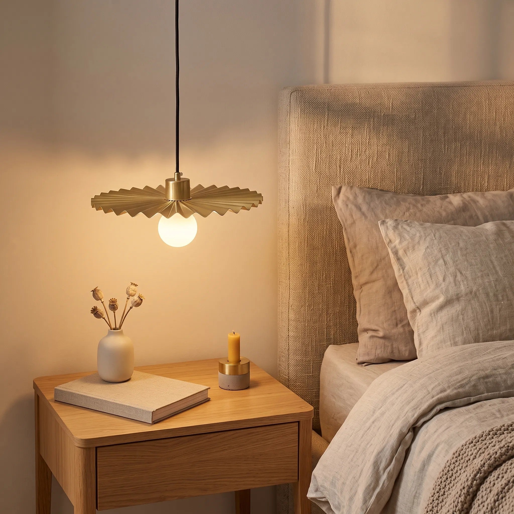 LAMPA SUFITOWA WISZĄCA APP1354 Stare Złoto 30 Cm 6