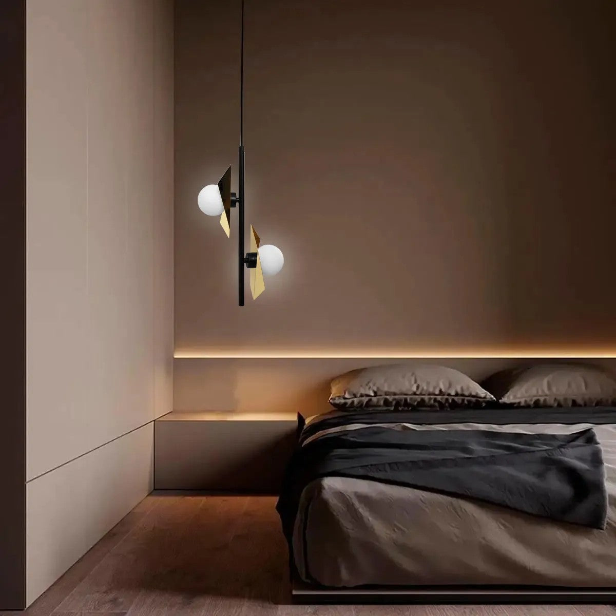 LAMPA SUFITOWA WISZĄCA APP1410-CP CZARNO/ZŁOTA 7