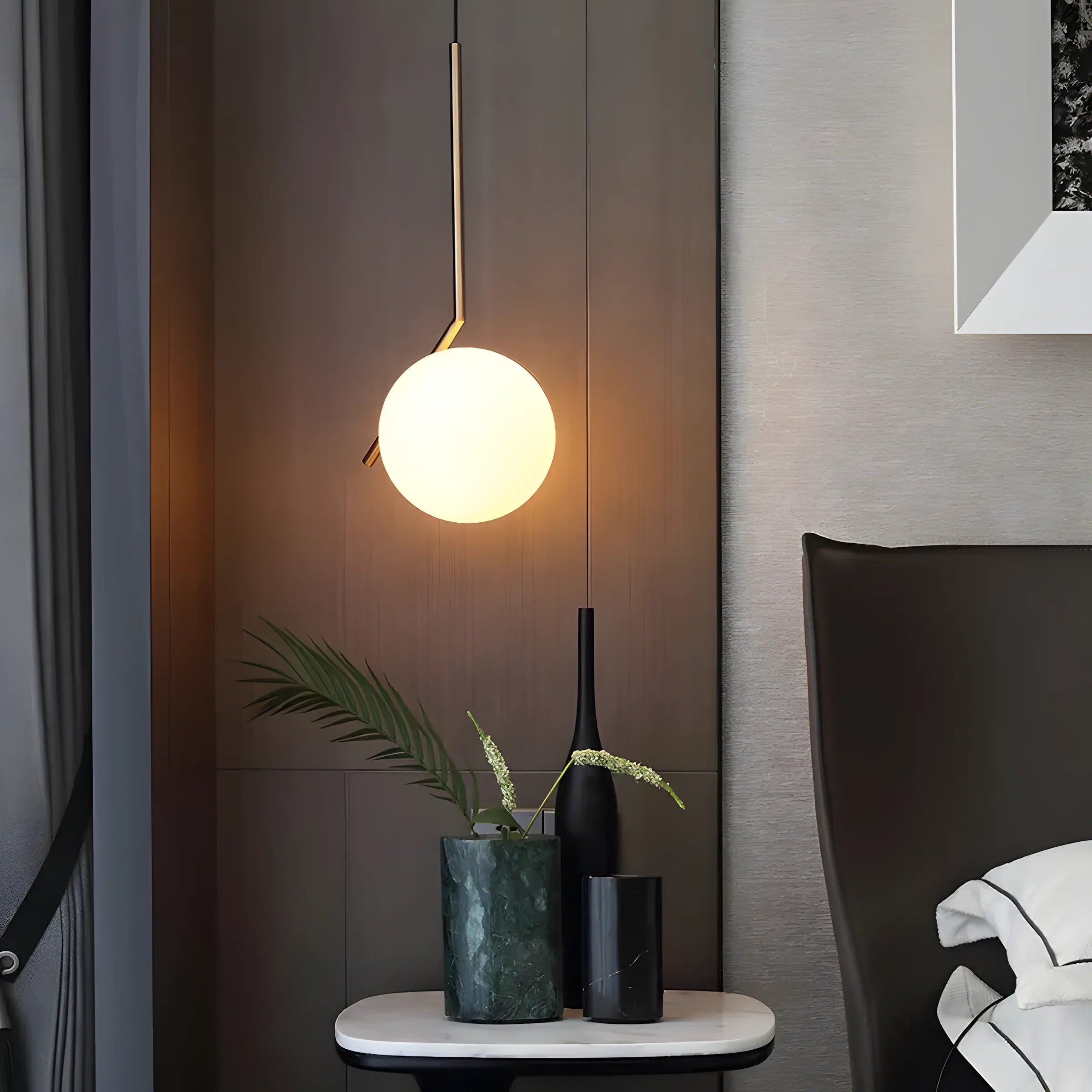 Lampa Sufitowa Wisząca Szklana Kula G106-1W Złota Biała 9